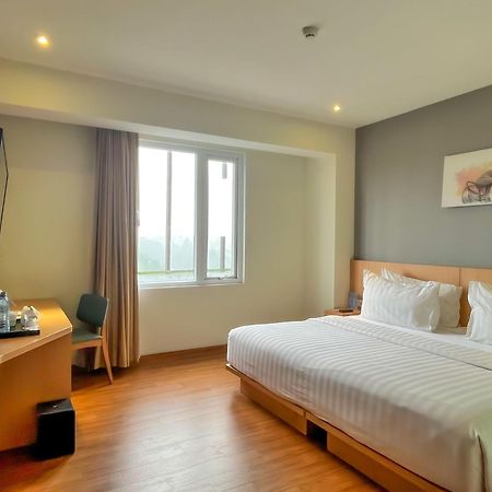 Hotel Santika Premiere Ambon Zewnętrze zdjęcie
